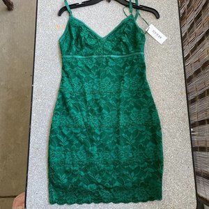 GUESS lace, body con cocktailer dress emerald size S, NWT